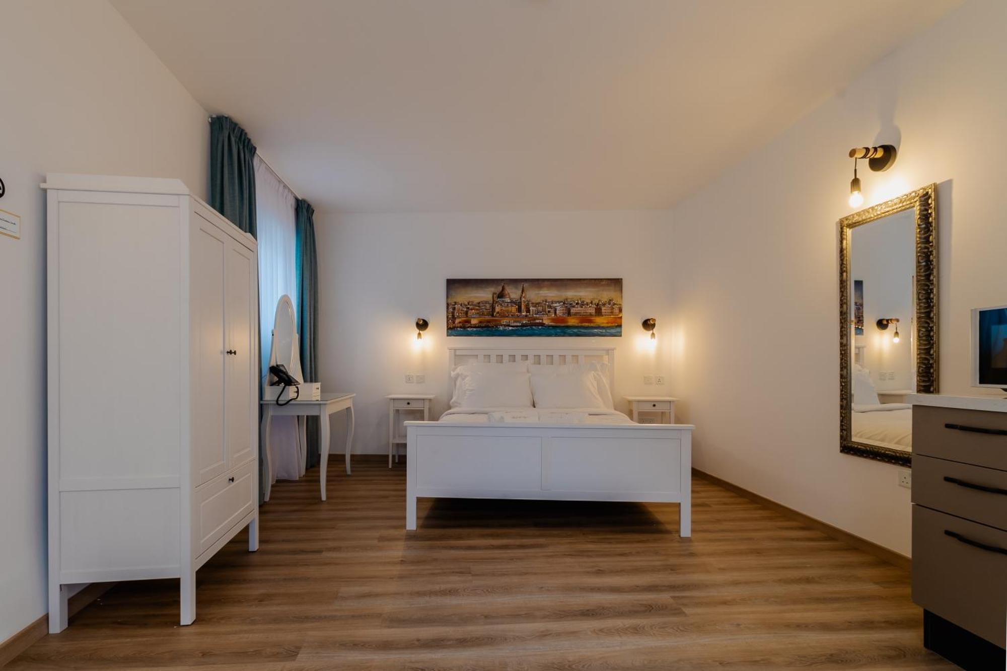 Roel Boutique B&B Cospicua Luaran gambar